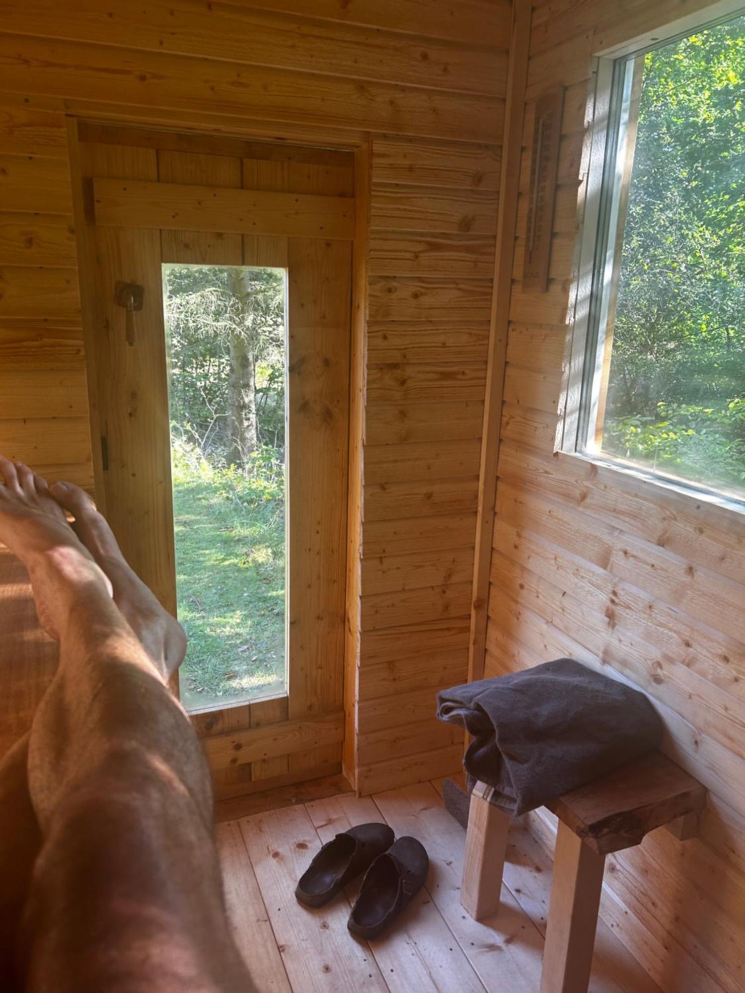 Farm Stay Happy Dogs Ranch Veberöd 外观 照片